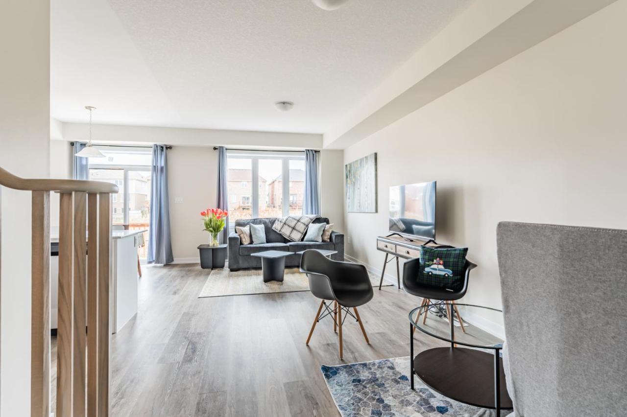 Luxury Townhouse Close To Fairview Casino In Niagara Falls Villa Buitenkant foto