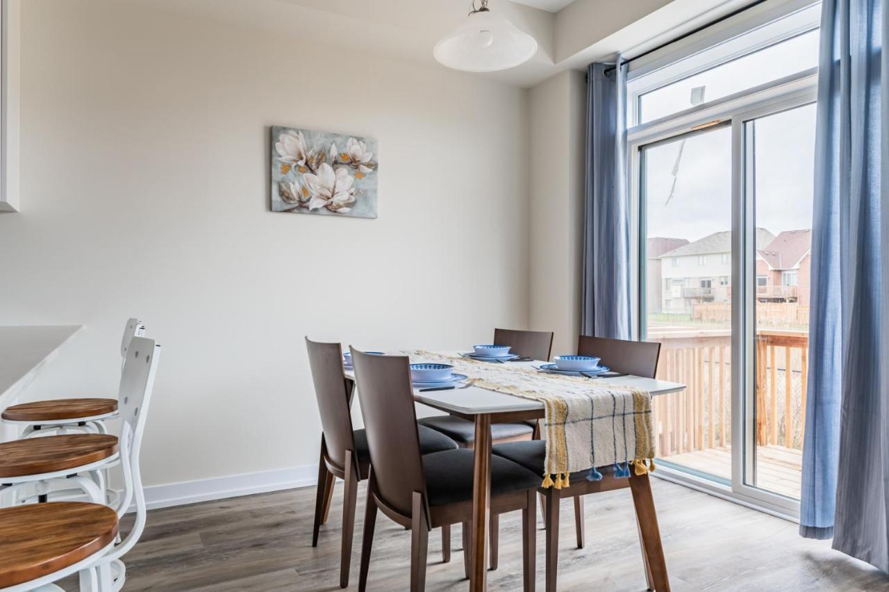 Luxury Townhouse Close To Fairview Casino In Niagara Falls Villa Buitenkant foto