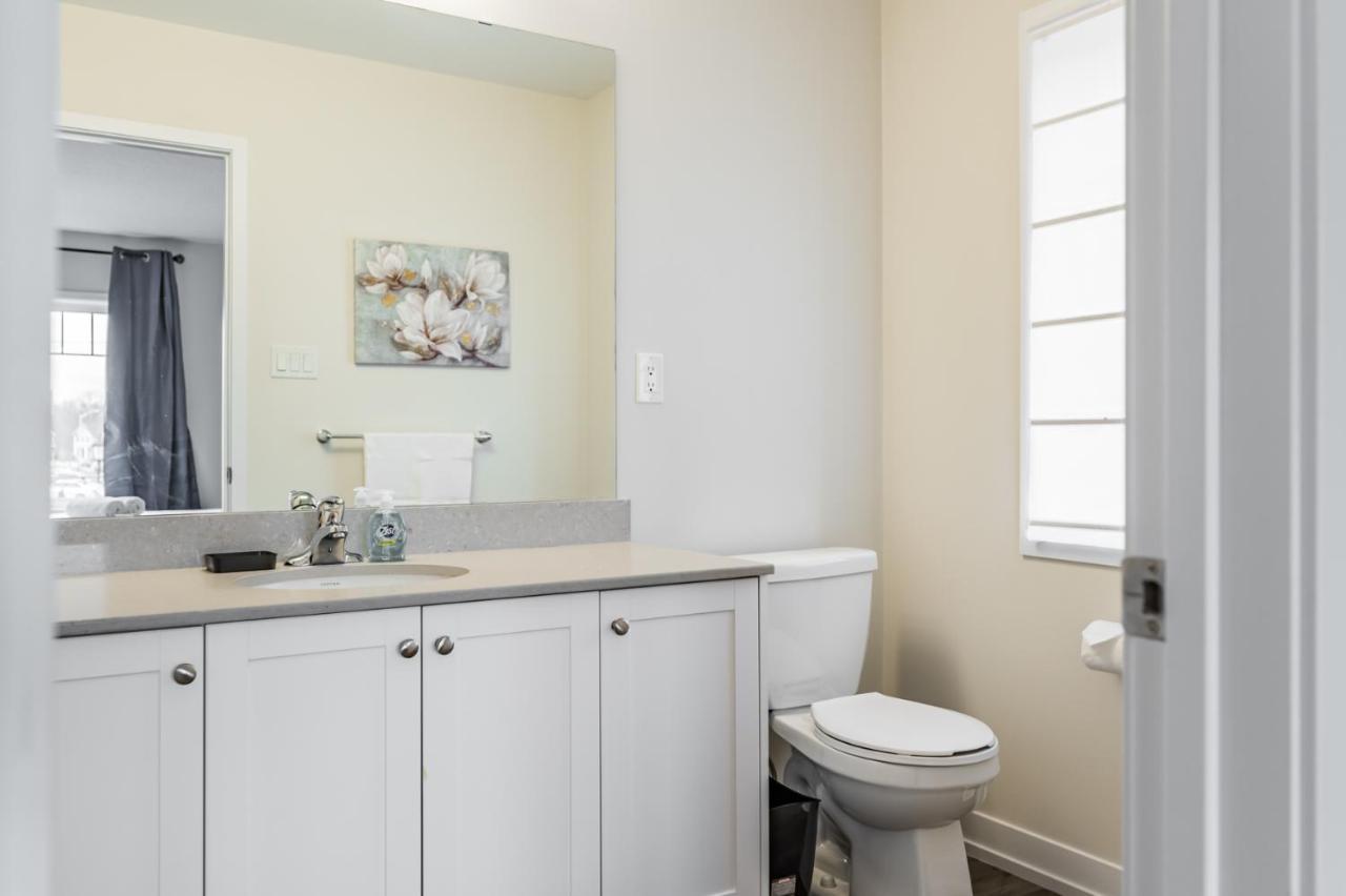 Luxury Townhouse Close To Fairview Casino In Niagara Falls Villa Buitenkant foto