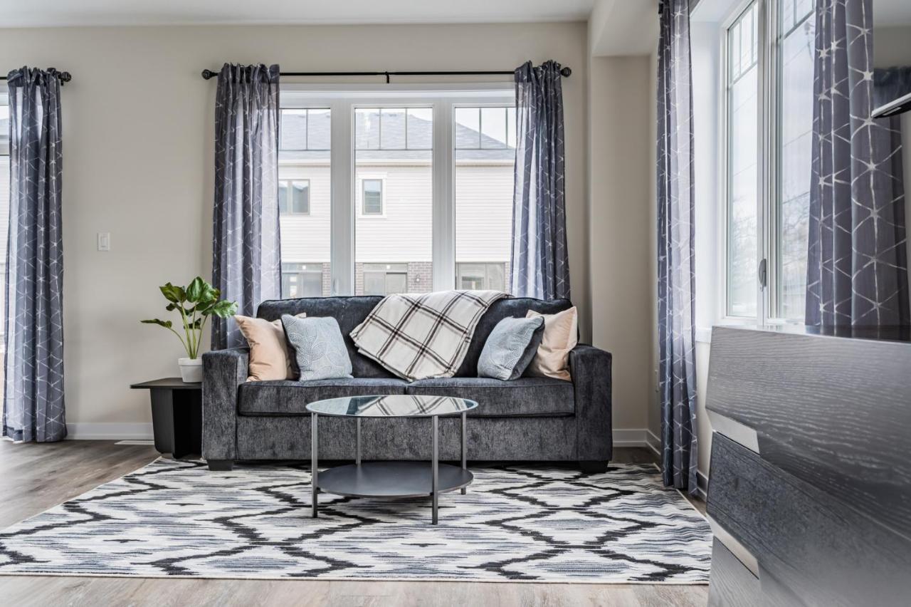 Luxury Townhouse Close To Fairview Casino In Niagara Falls Villa Buitenkant foto