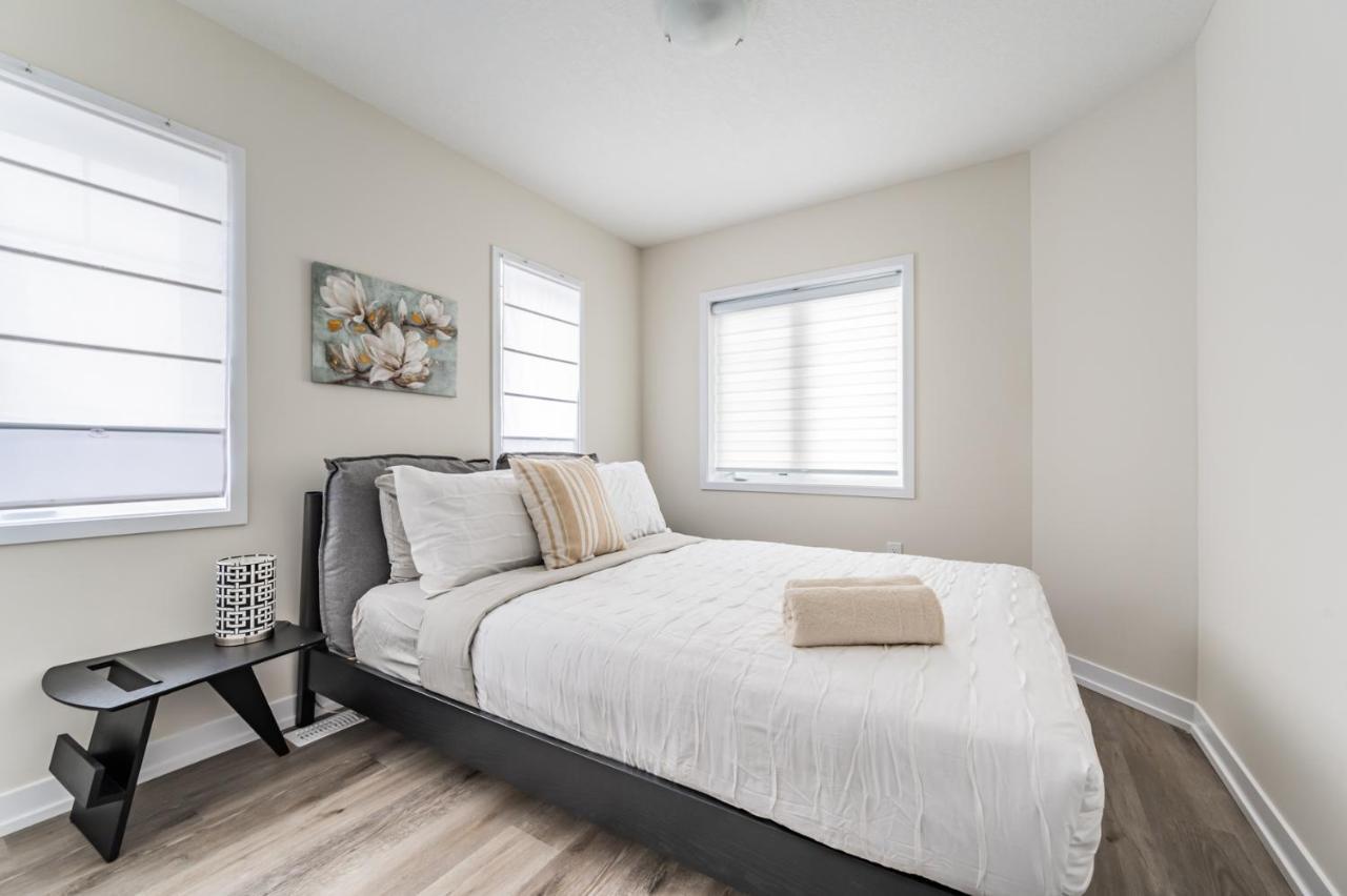 Luxury Townhouse Close To Fairview Casino In Niagara Falls Villa Buitenkant foto
