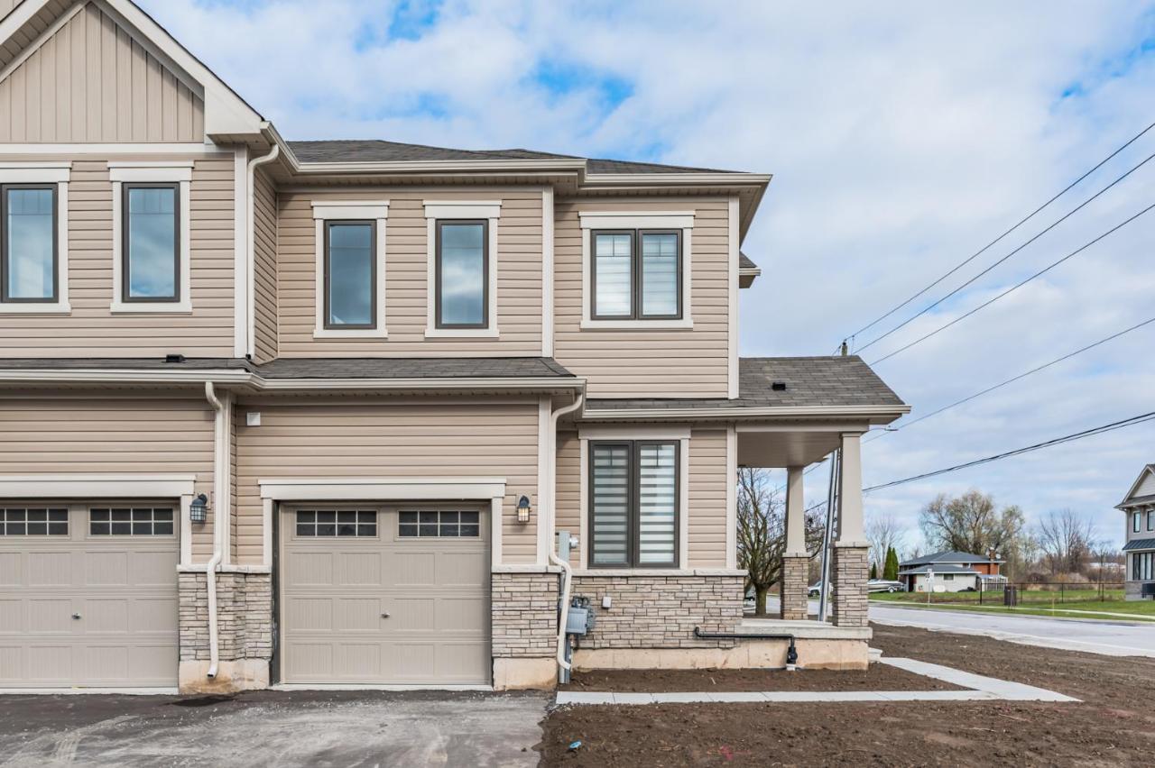 Luxury Townhouse Close To Fairview Casino In Niagara Falls Villa Buitenkant foto